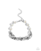 Load image into Gallery viewer, Pearl Pairing - Silver