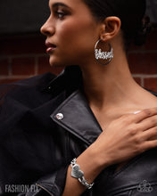 Load image into Gallery viewer, Sunset Sightings January 2026 Complete Look