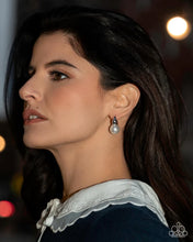 Load image into Gallery viewer, Sturdy Study - White