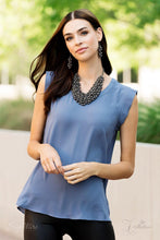 Load image into Gallery viewer, The Kellyshea - Simply Sparkle with Rebecca