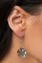 Load image into Gallery viewer, Homegrown Glamour - Silver