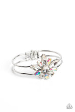 Load image into Gallery viewer, Chic Corsage - White
