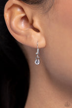 Load image into Gallery viewer, Pronged Passion - White