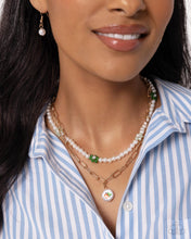 Load image into Gallery viewer, Painted Pageantry - Green
