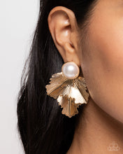 Load image into Gallery viewer, Mermaid Memorate - Gold
