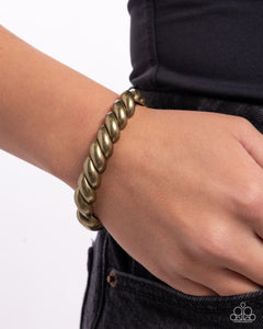 Carefree Curls - Brass