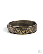 Load image into Gallery viewer, Regency Refresh - Brass
