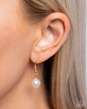 Load image into Gallery viewer, Dare to be Surprised - Green
