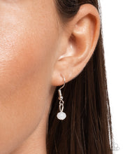 Load image into Gallery viewer, Petaled Promotion - Orange
