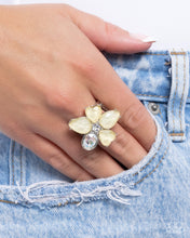 Load image into Gallery viewer, Fanciful Feature - Yellow
