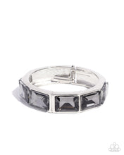 Load image into Gallery viewer, Faceted Freestyle - Silver
