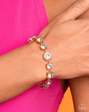 Load image into Gallery viewer, Sizable Shimmer - Gold
