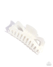 Load image into Gallery viewer, Striped State of Mind - Multi Claw Clip
