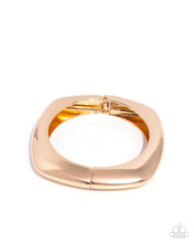 Load image into Gallery viewer, Rounded Reflection - Gold
