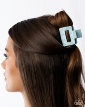 Load image into Gallery viewer, Pearly Push - Blue Claw Clip
