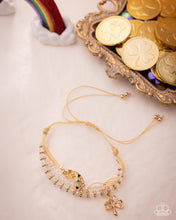 Load image into Gallery viewer, Lucky Layover - Multi
