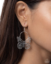 Load image into Gallery viewer, Aerial Arrival - Silver
