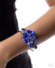 Load image into Gallery viewer, Shimmery Spectacle - Blue
