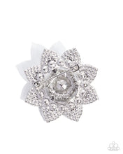 Load image into Gallery viewer, Pampered Polish - Blue Brooch
