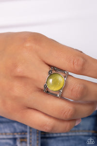 Clairvoyantly Cats Eye - Green