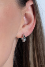 Load image into Gallery viewer, Catwalk Curls - Silver
