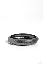 Load image into Gallery viewer, Rippling Reunion - Black
