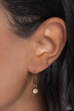 Load image into Gallery viewer, Focused Fashion - Brass
